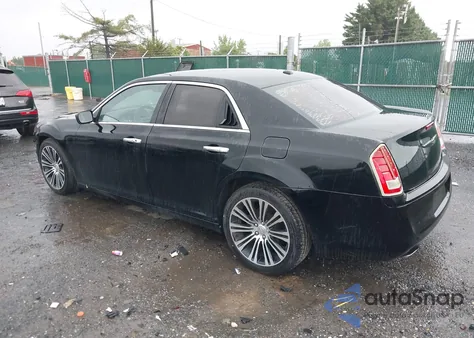 2014 Chrysler 300 300S z USA, uszkodzony, nr VIN 2C3CCABG5EH145336